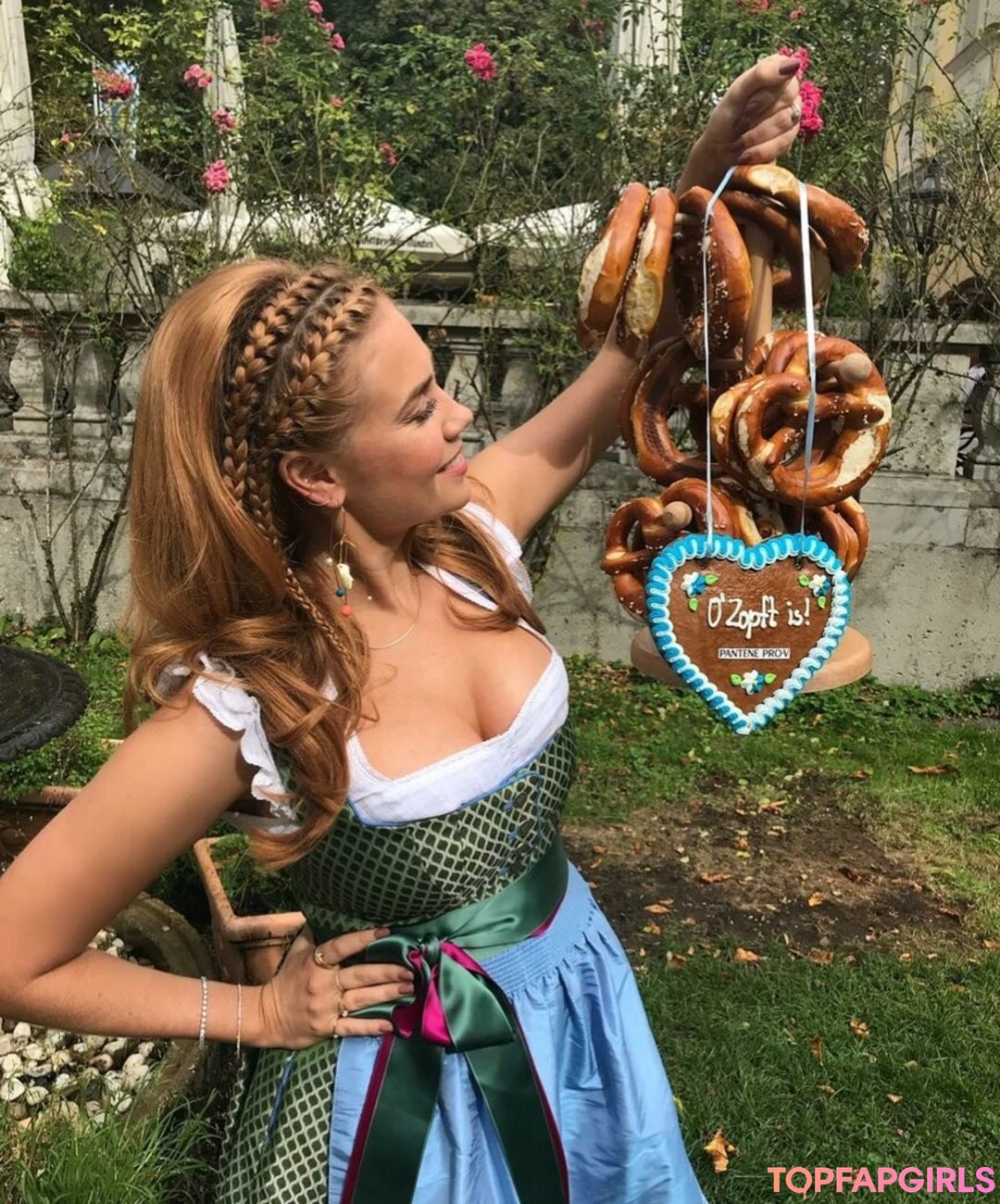 Foto desnuda filtrada de OnlyFans de Palina Rojinski #150 Foto desnuda filtrada de OnlyFans de Palina Rojinski #150