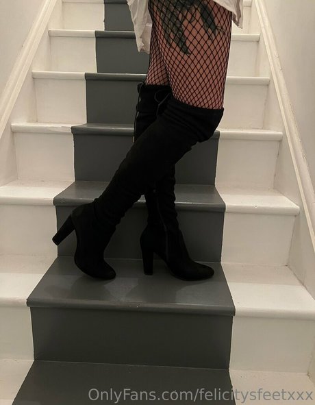 Foto desnuda filtrada de OnlyFans de Felicitysfeetxxx
