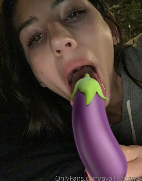 Ava18adams