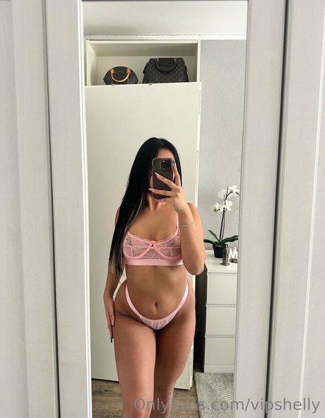 Foto desnuda filtrada de OnlyFans de Vipshelly