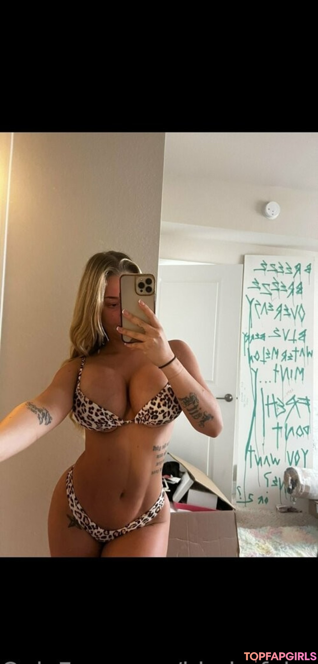 Foto desnuda filtrada de OnlyFans de Katrinavanessa #7 Foto desnuda filtrada de OnlyFans de Katrinavanessa #7