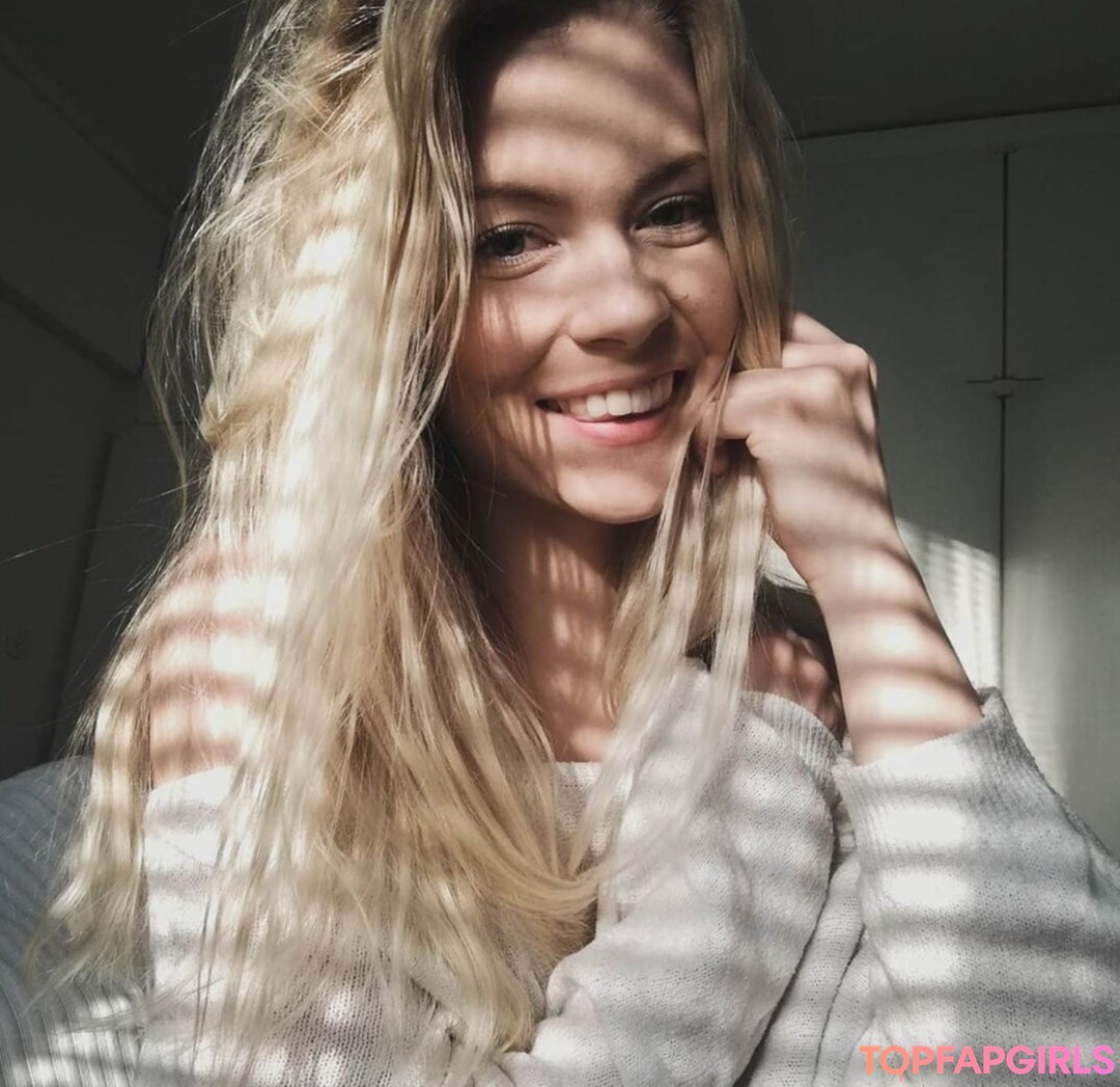 Foto desnuda filtrada de OnlyFans de Laura Nieminen #20 Foto desnuda filtrada de OnlyFans de Laura Nieminen #20