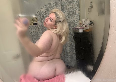 Pixiechickxoxo