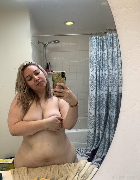 Pixiechickxoxo