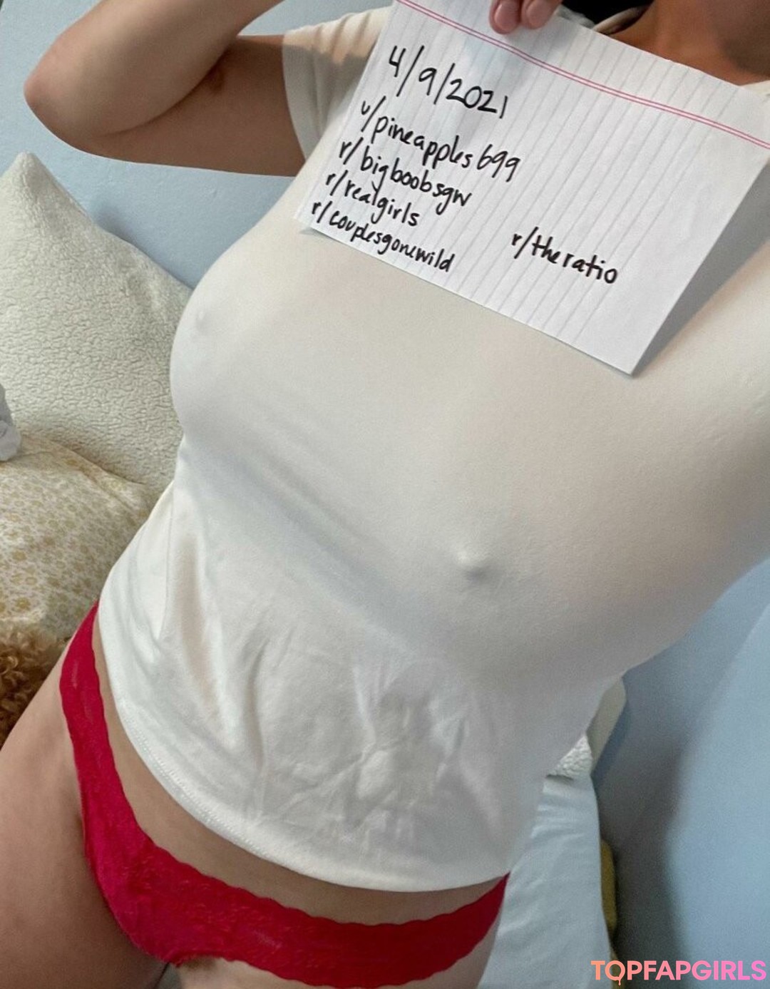 Foto desnuda filtrada de OnlyFans de Pineapples699 #128 Foto desnuda filtrada de OnlyFans de Pineapples699 #128