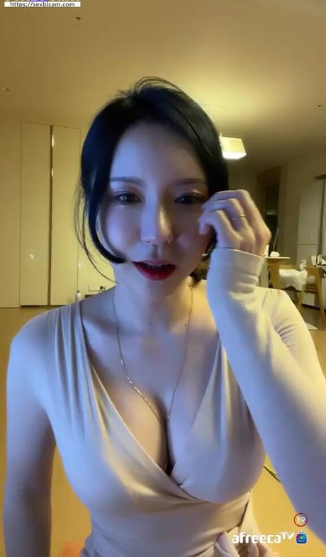 Foto desnuda filtrada de OnlyFans de Kimjeewoo529