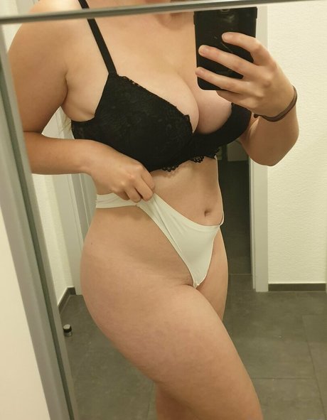 Noemi70