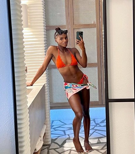 Foto desnuda filtrada de OnlyFans de Dina Asher Smith