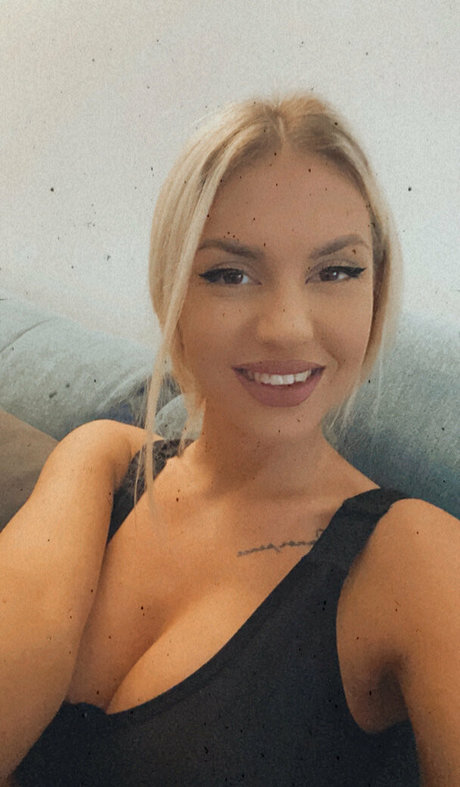 Tonnia