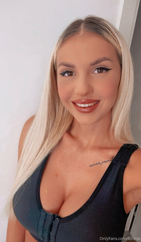 Tonnia