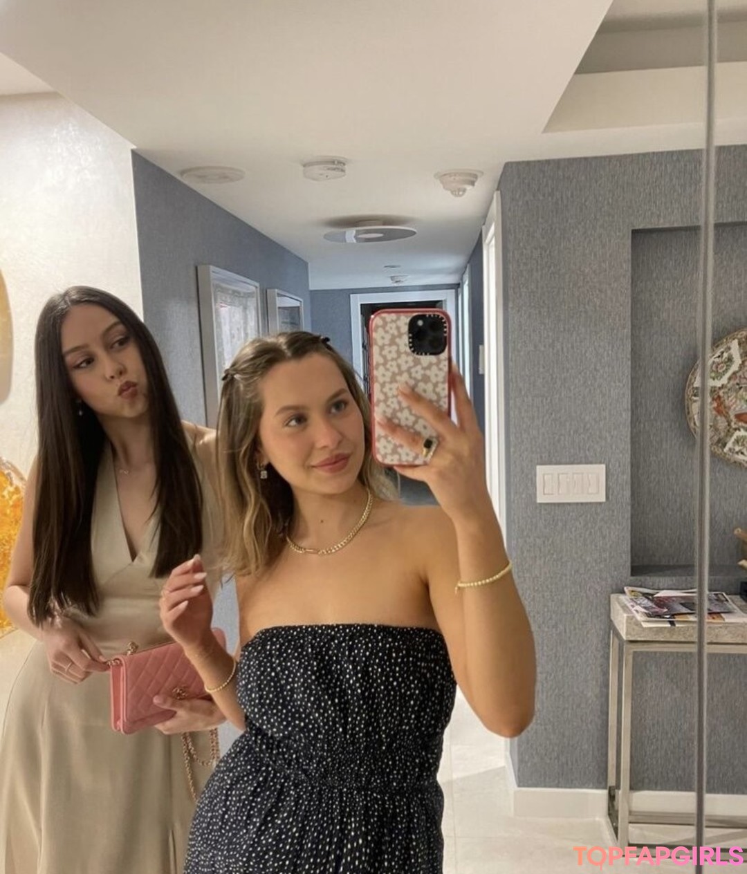 Foto desnuda filtrada de OnlyFans de Natasha Bure #156 Foto desnuda filtrada de OnlyFans de Natasha Bure #156