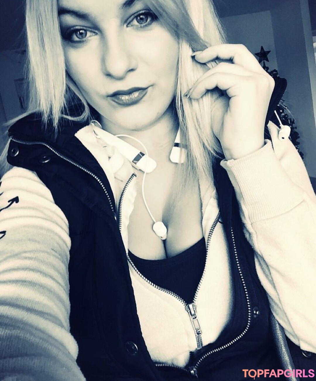 Foto desnuda filtrada de OnlyFans de Mirjana Matic #57 Foto desnuda filtrada de OnlyFans de Mirjana Matic #57