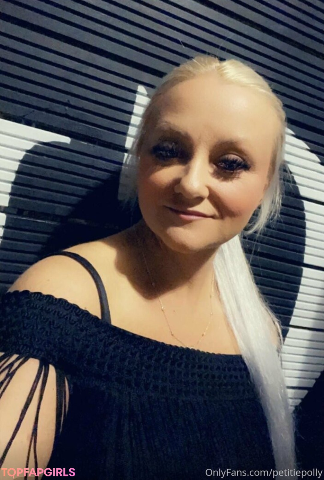 Foto desnuda filtrada de OnlyFans de Petitiepolly #18 Foto desnuda filtrada de OnlyFans de Petitiepolly #18