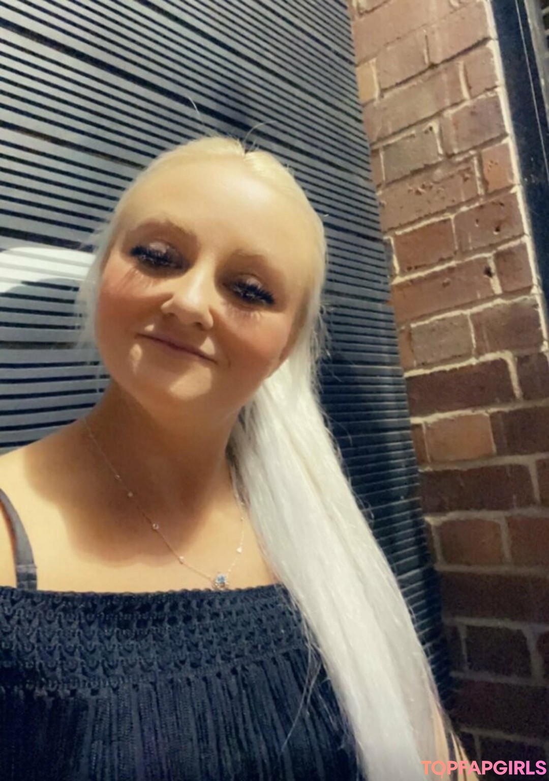 Foto desnuda filtrada de OnlyFans de Petitiepolly #21 Foto desnuda filtrada de OnlyFans de Petitiepolly #21