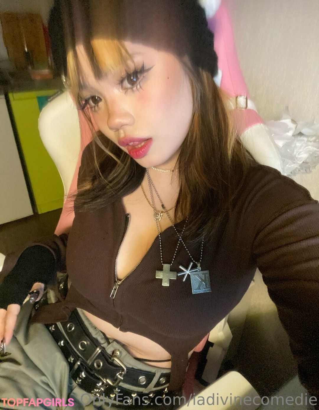 Foto desnuda filtrada de OnlyFans de Iadivinecomedie #62 Foto desnuda filtrada de OnlyFans de Iadivinecomedie #62