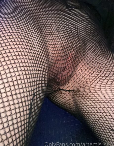 Artemis_sixx