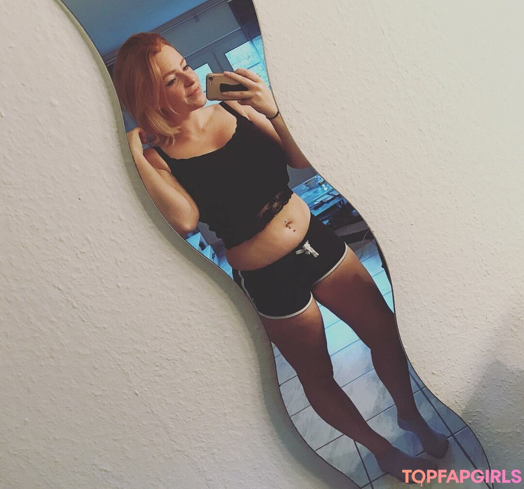 Foto desnuda filtrada de OnlyFans de Sarah Neuhaus #19 Foto desnuda filtrada de OnlyFans de Sarah Neuhaus #19