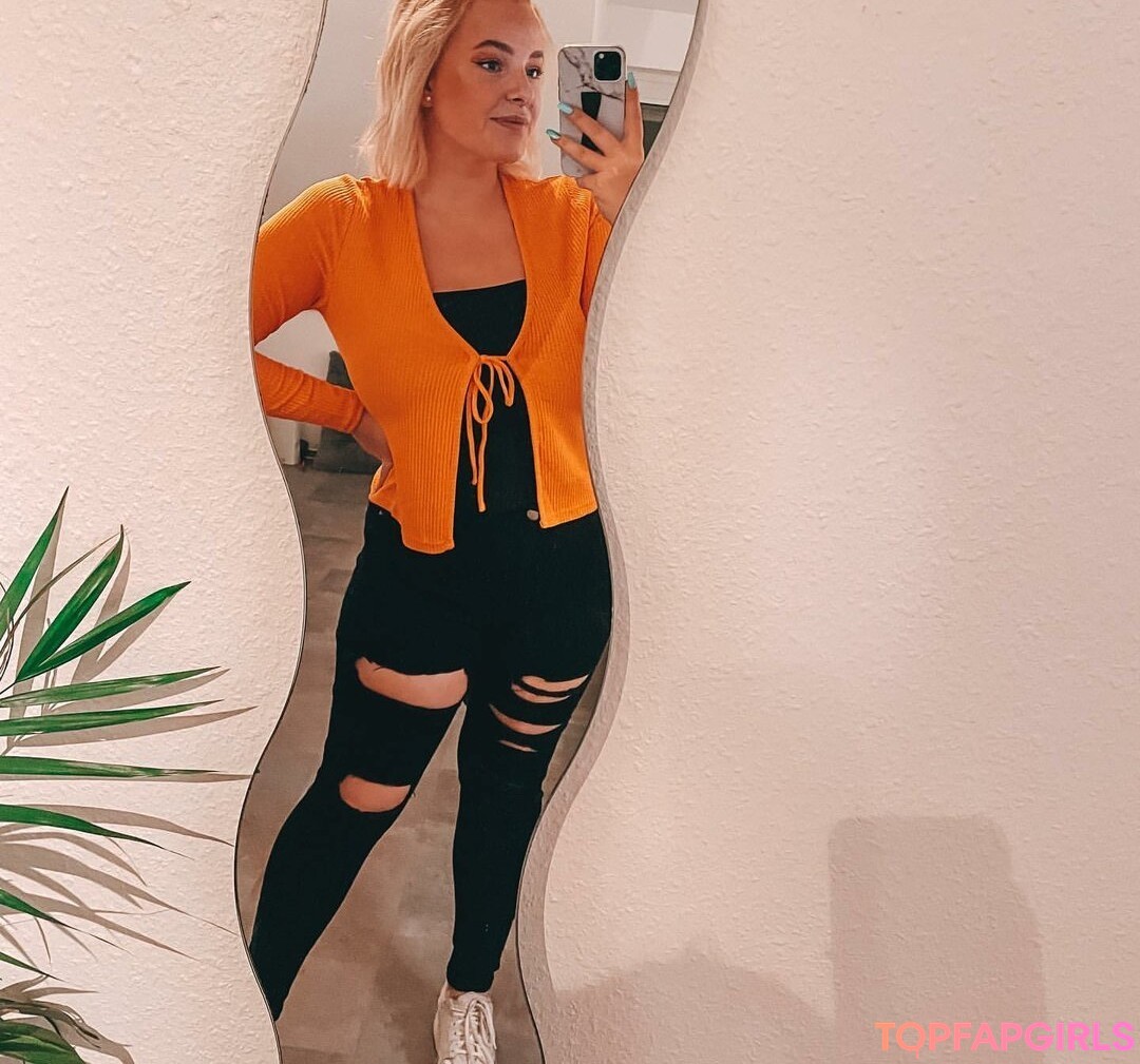 Foto desnuda filtrada de OnlyFans de Sarah Neuhaus #50 Foto desnuda filtrada de OnlyFans de Sarah Neuhaus #50