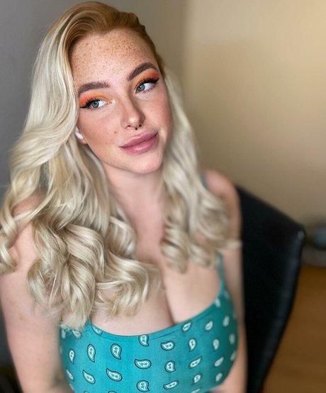 Sarah Neuhaus