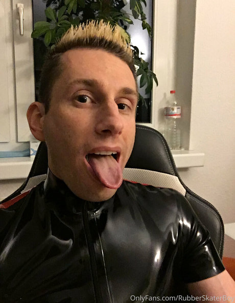 Rubberskaterboy