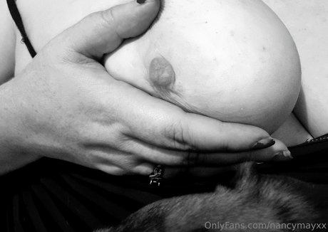 Nancymayxx