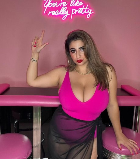 Foto desnuda filtrada de OnlyFans de Arikittee