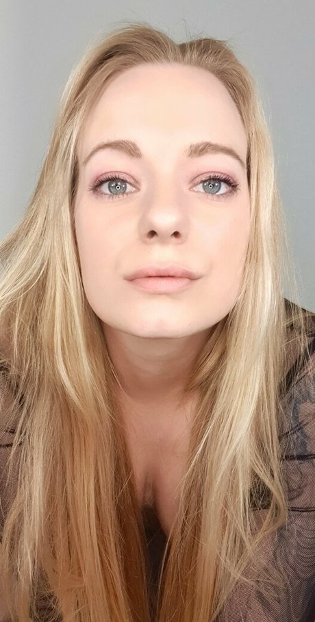 Foto desnuda filtrada de OnlyFans de Sweetmiaxxx