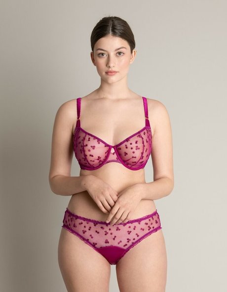 Ellie Weston