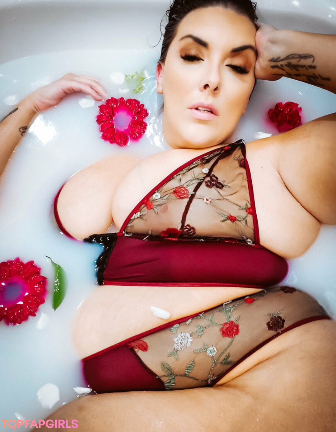 Foto desnuda filtrada de OnlyFans de Wildflowerbabe #82 Foto desnuda filtrada de OnlyFans de Wildflowerbabe #82