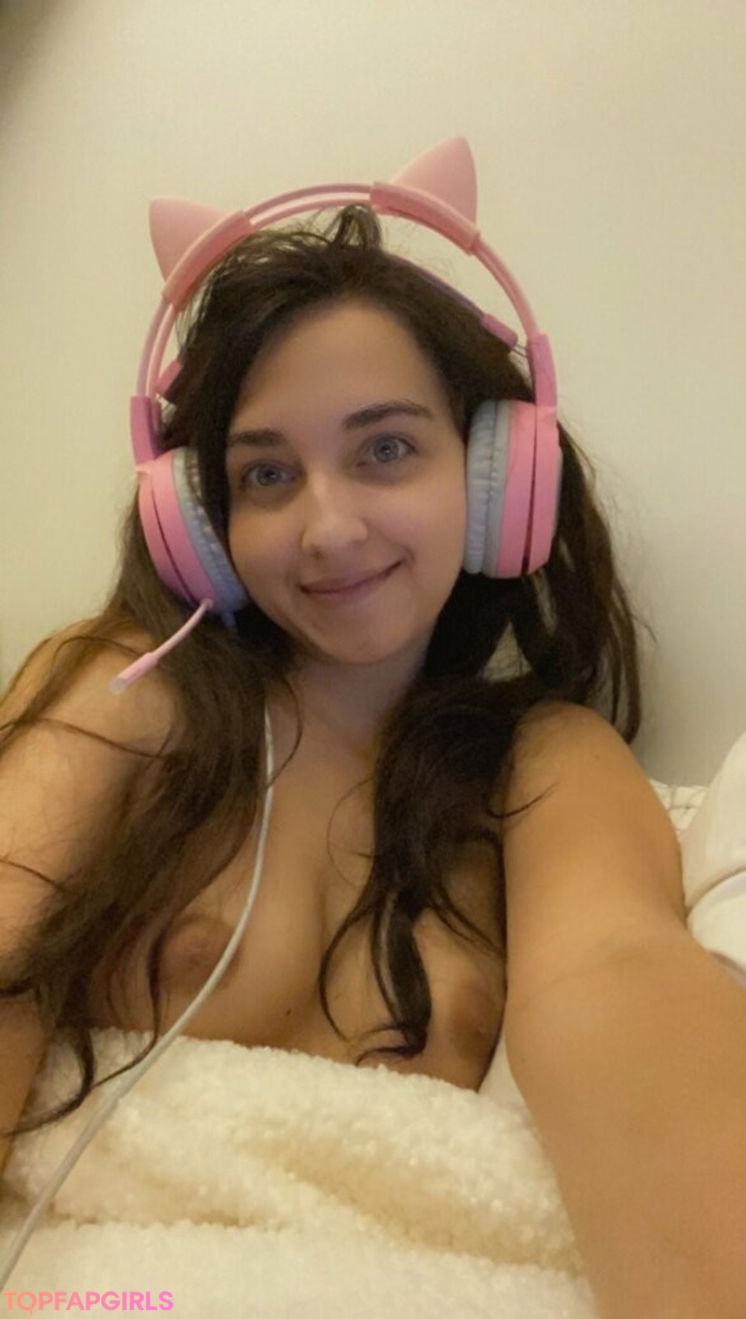 Foto desnuda filtrada de OnlyFans de Mollybl0om #78 Foto desnuda filtrada de OnlyFans de Mollybl0om #78