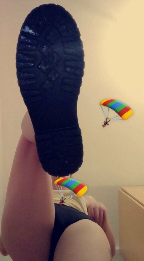 Foto desnuda filtrada de OnlyFans de Gingergiantess