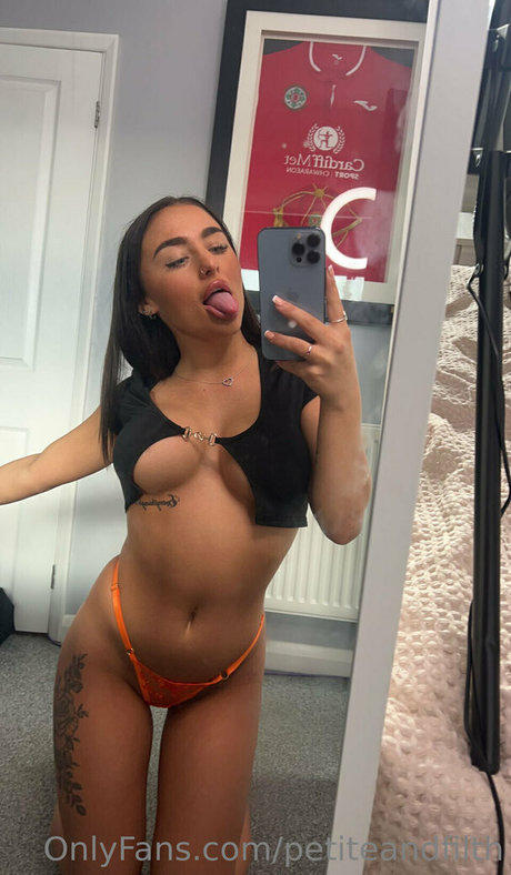 Petiteandfilth