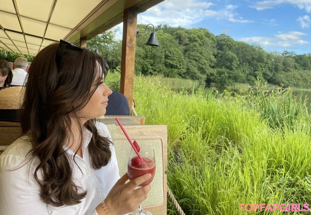 Foto desnuda filtrada de OnlyFans de Admiremeamy #73 Foto desnuda filtrada de OnlyFans de Admiremeamy #73