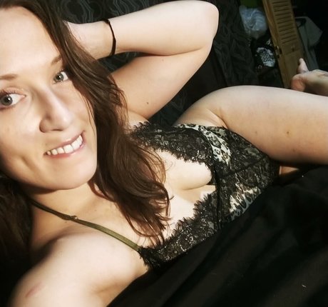 Foto desnuda filtrada de OnlyFans de Infernal Aphrodite