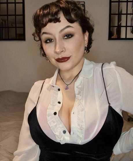 Foto desnuda filtrada de OnlyFans de Xalexaddams