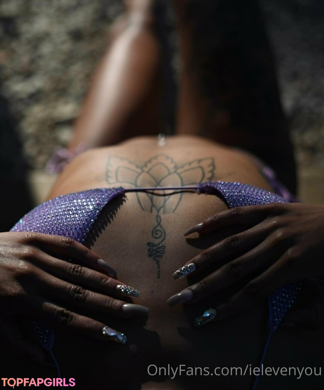 Foto desnuda filtrada de OnlyFans de Ielevenyou #10 Foto desnuda filtrada de OnlyFans de Ielevenyou #10