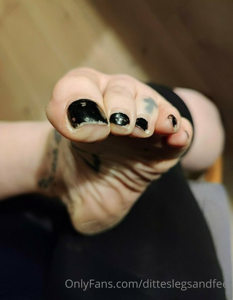 Ditteslegsandfeet