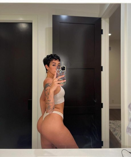 Foto desnuda filtrada de OnlyFans de Gianna Evelyn