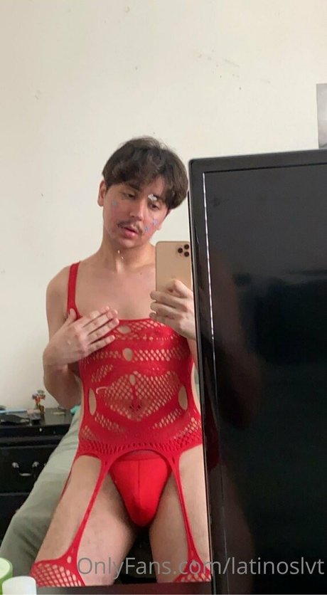 Foto desnuda filtrada de OnlyFans de Latinoslvt