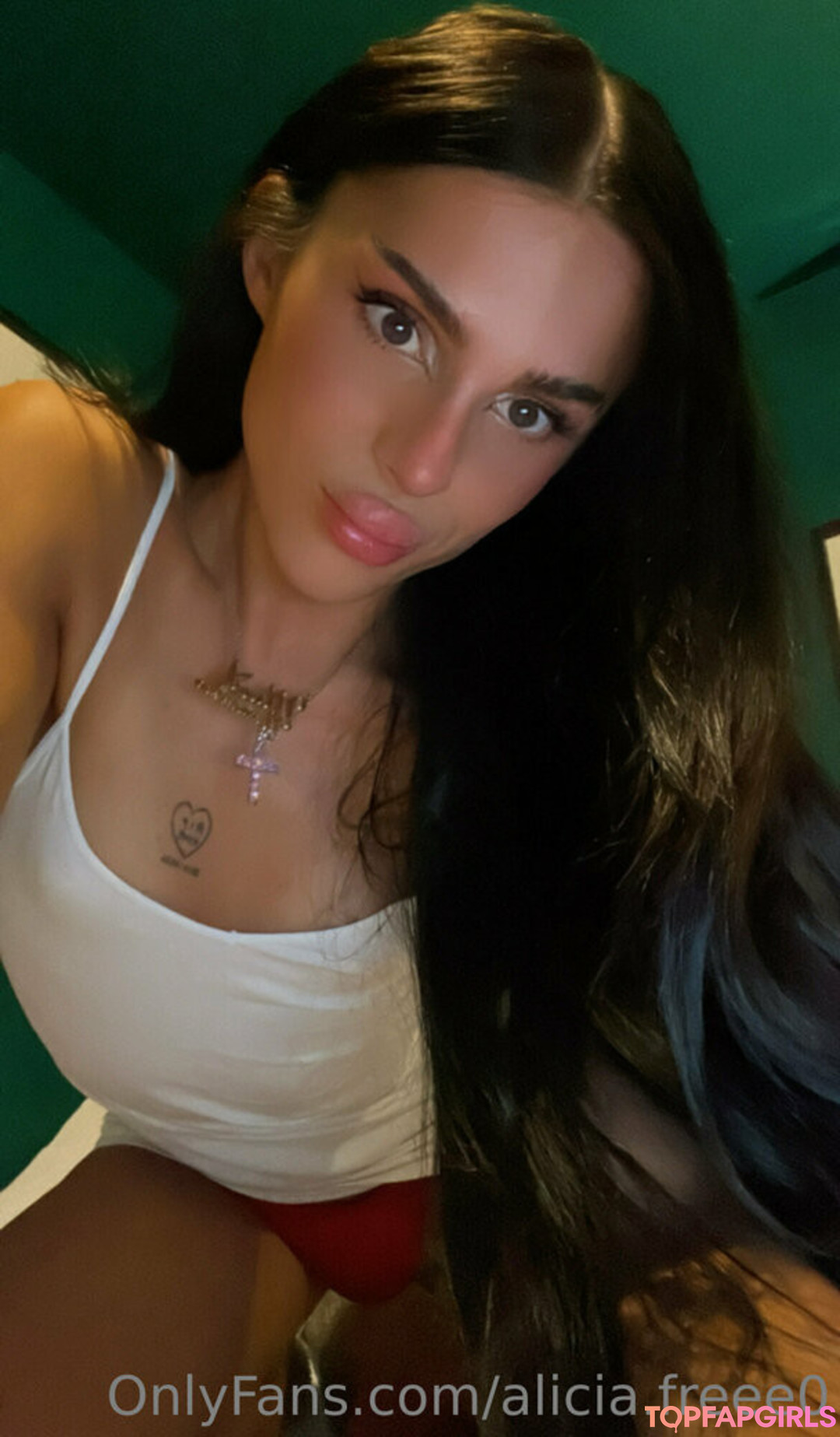 Foto desnuda filtrada de OnlyFans de Aliciafreee0 #23 Foto desnuda filtrada de OnlyFans de Aliciafreee0 #23