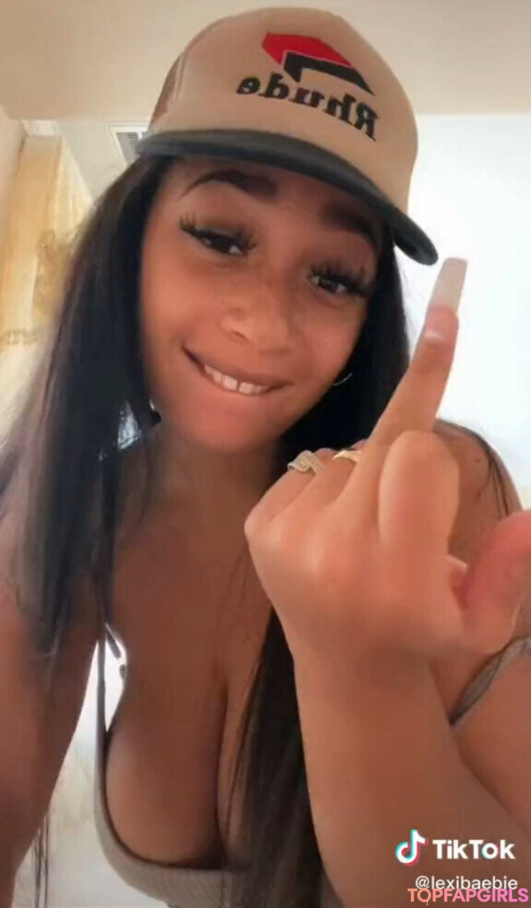 Foto desnuda filtrada de OnlyFans de Lexxiibaebie #185 Foto desnuda filtrada de OnlyFans de Lexxiibaebie #185