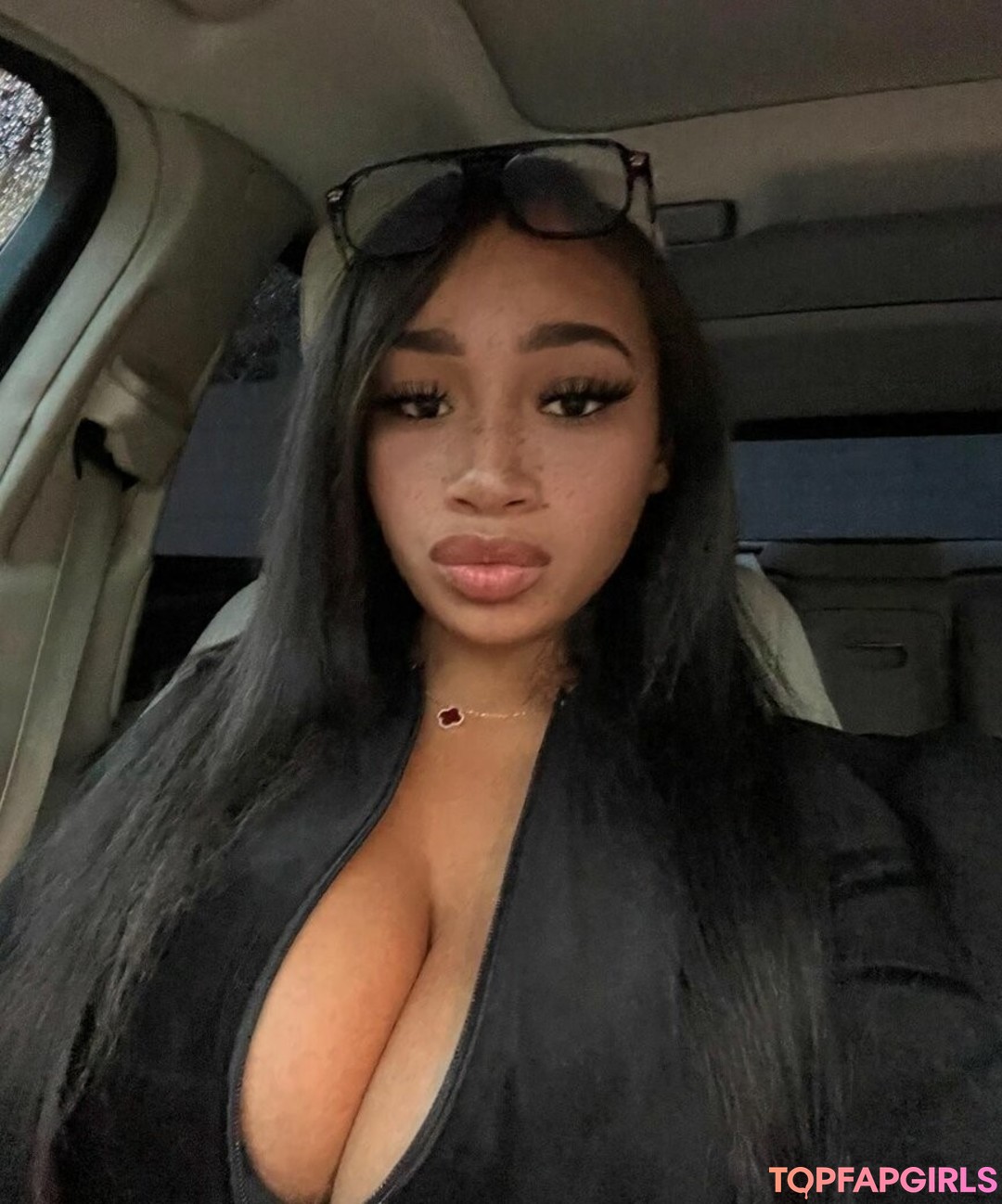 Foto desnuda filtrada de OnlyFans de Lexxiibaebie #244 Foto desnuda filtrada de OnlyFans de Lexxiibaebie #244