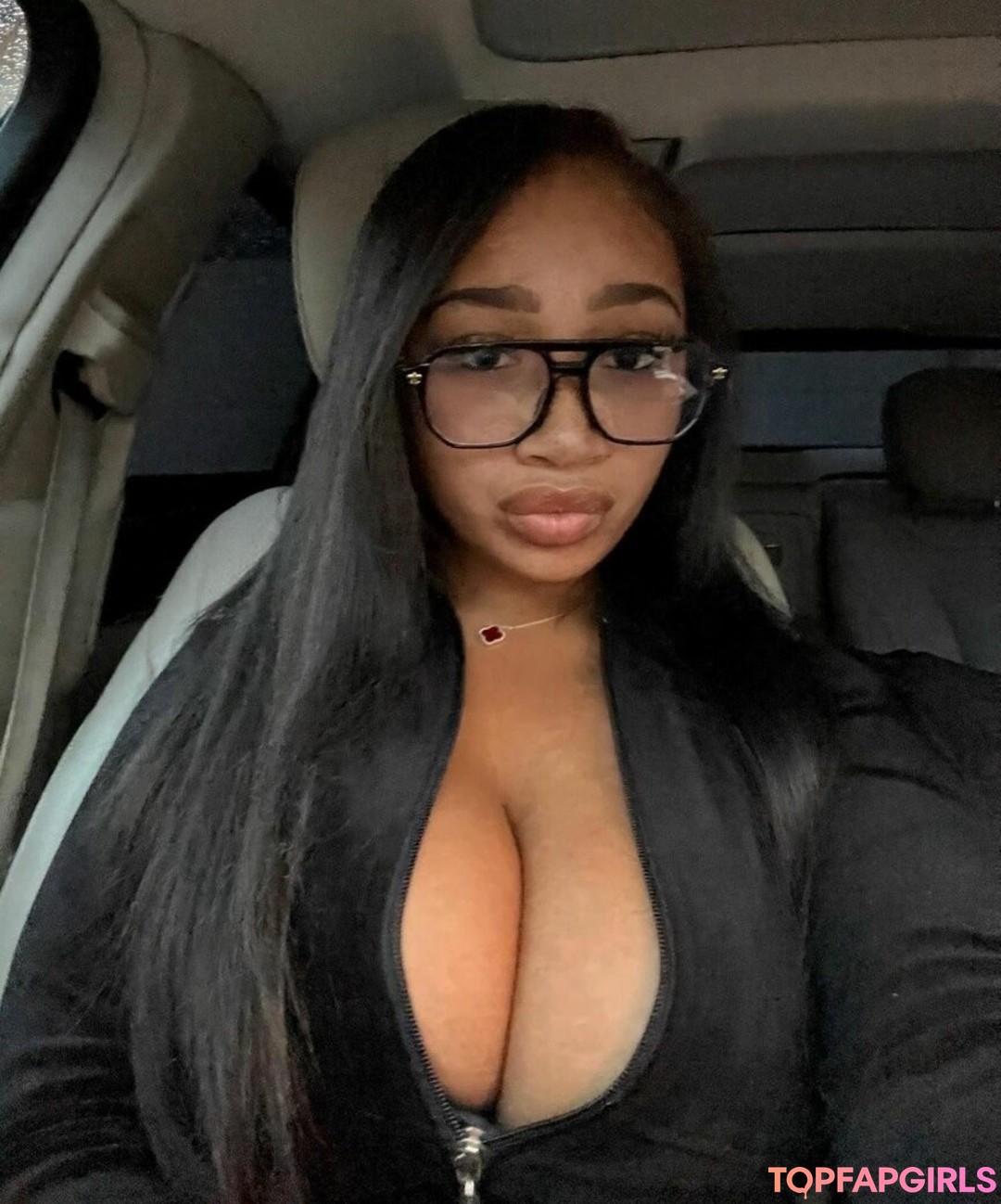 Foto desnuda filtrada de OnlyFans de Lexxiibaebie #245 Foto desnuda filtrada de OnlyFans de Lexxiibaebie #245