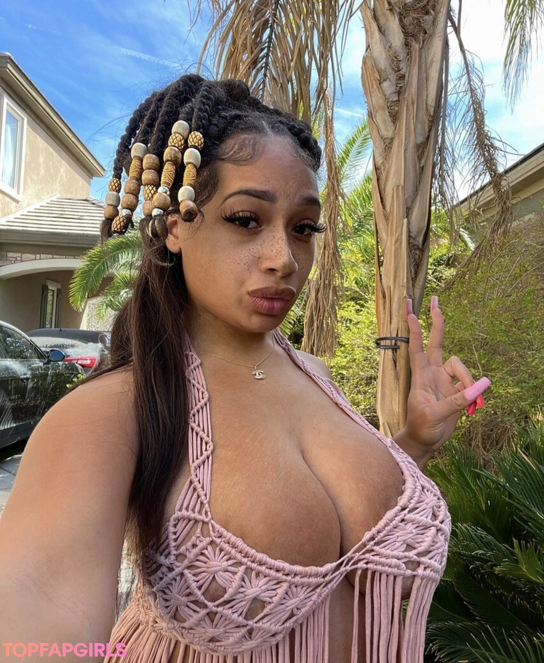 Foto desnuda filtrada de OnlyFans de Lexxiibaebie #32 Foto desnuda filtrada de OnlyFans de Lexxiibaebie #32