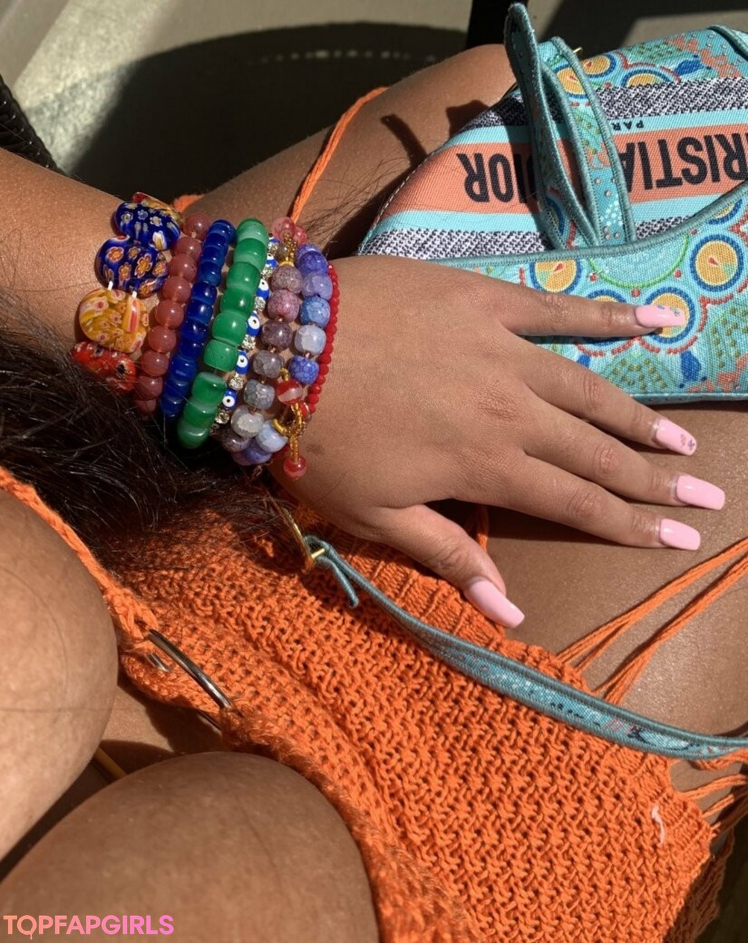 Foto desnuda filtrada de OnlyFans de Lexxiibaebie #87 Foto desnuda filtrada de OnlyFans de Lexxiibaebie #87