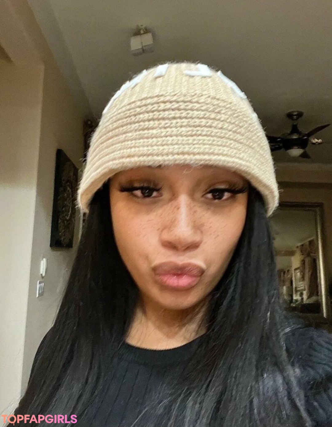 Foto desnuda filtrada de OnlyFans de Lexxiibaebie #97 Foto desnuda filtrada de OnlyFans de Lexxiibaebie #97