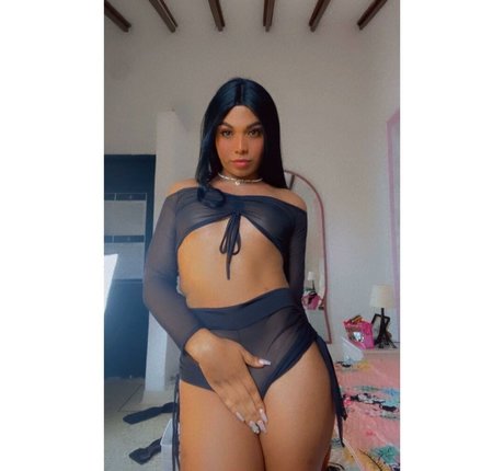 Foto desnuda filtrada de OnlyFans de Ebonyskinn