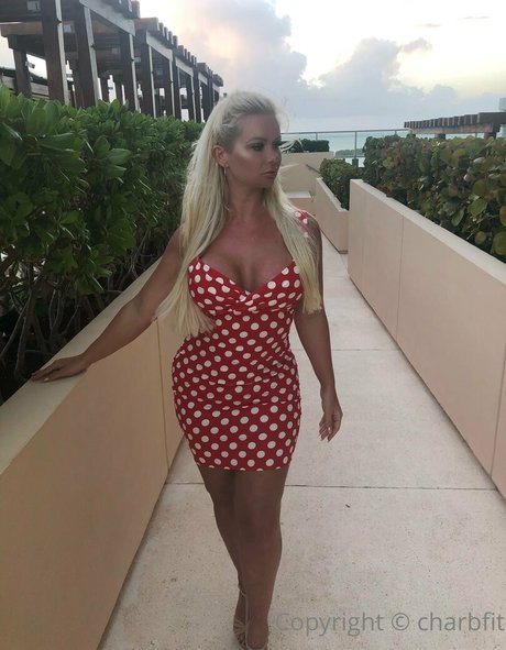 Foto desnuda filtrada de OnlyFans de Charbfit