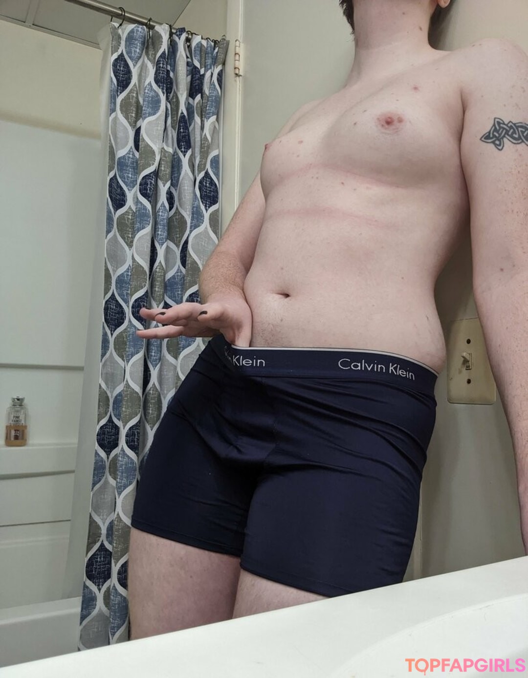 Foto desnuda filtrada de OnlyFans de Ashmeanything3 #23 Foto desnuda filtrada de OnlyFans de Ashmeanything3 #23