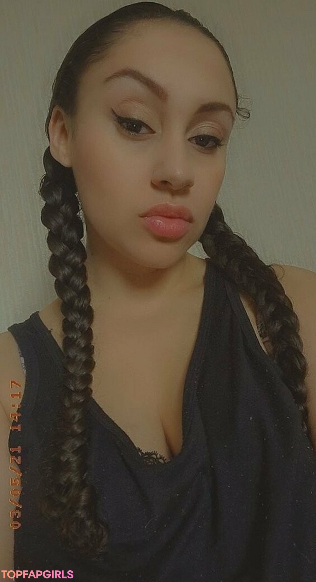 Foto desnuda filtrada de OnlyFans de Xprettyx20 #215 Foto desnuda filtrada de OnlyFans de Xprettyx20 #215